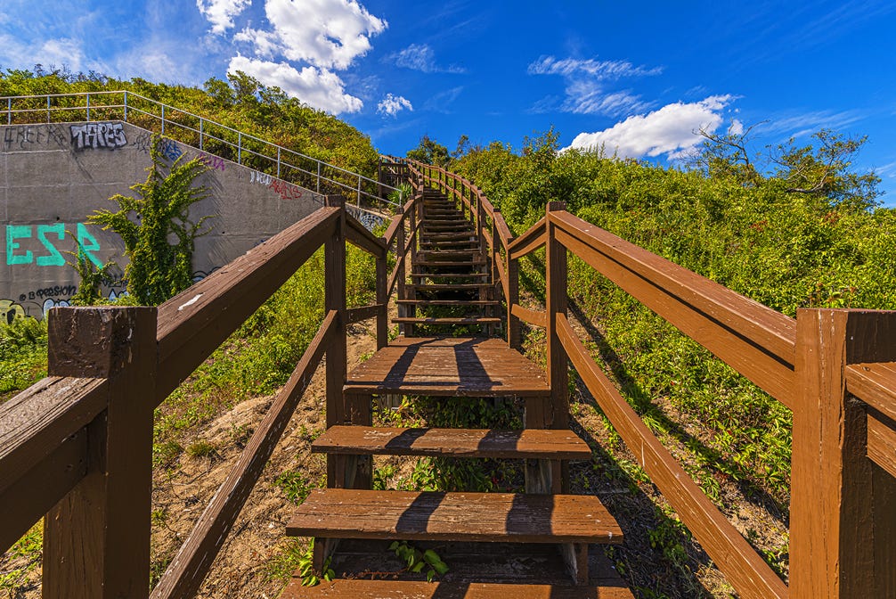 NYC Days - Jacob Riis Park & Urban Exploration | Queens